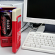 Illustration for article titled USB Mini Fridge Chills Drinks Fast Right at Your Desk